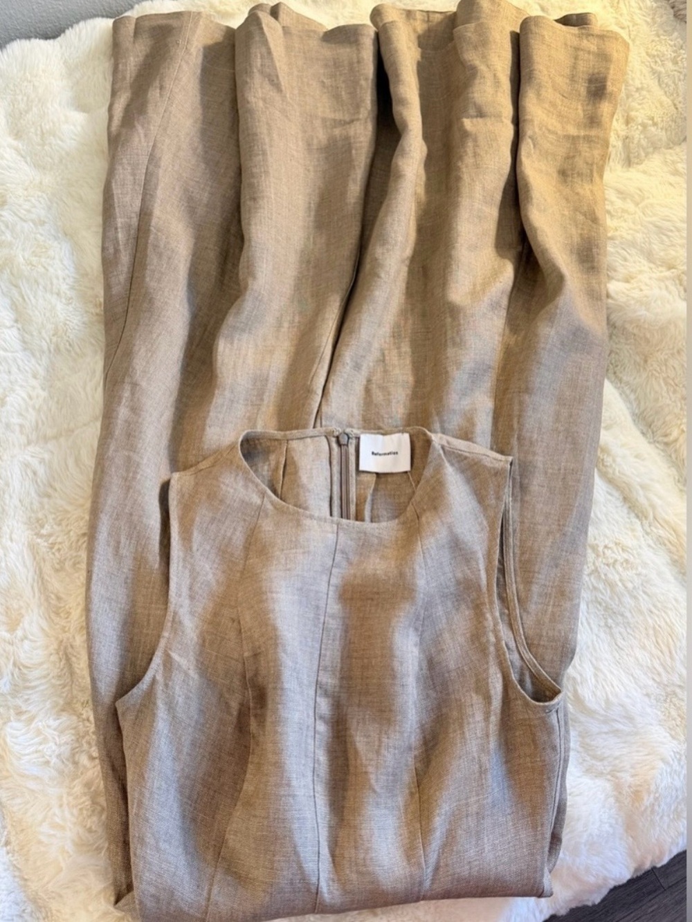 Reformation Cecilia Linen Dress In dark Oatmeal, NEW WITHOUT TAGS, NEVER WORN. - Picture 5 of 7